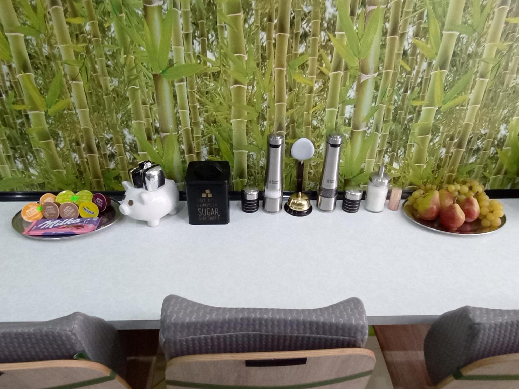 Apartament Venge -Cale Mieszkanie 46M2 Na Wylacznosc - Z Jedna Sypialnia I Jednym Sypialno-Salonem -3 Pietro Bez Windy- Rezerwacja Bez Karty Kredytowej-Klimatyzacja-Netflix-2 Lozeczka Dzieciece- Bezplatny Parking Publiczny Wrocław Kültér fotó
