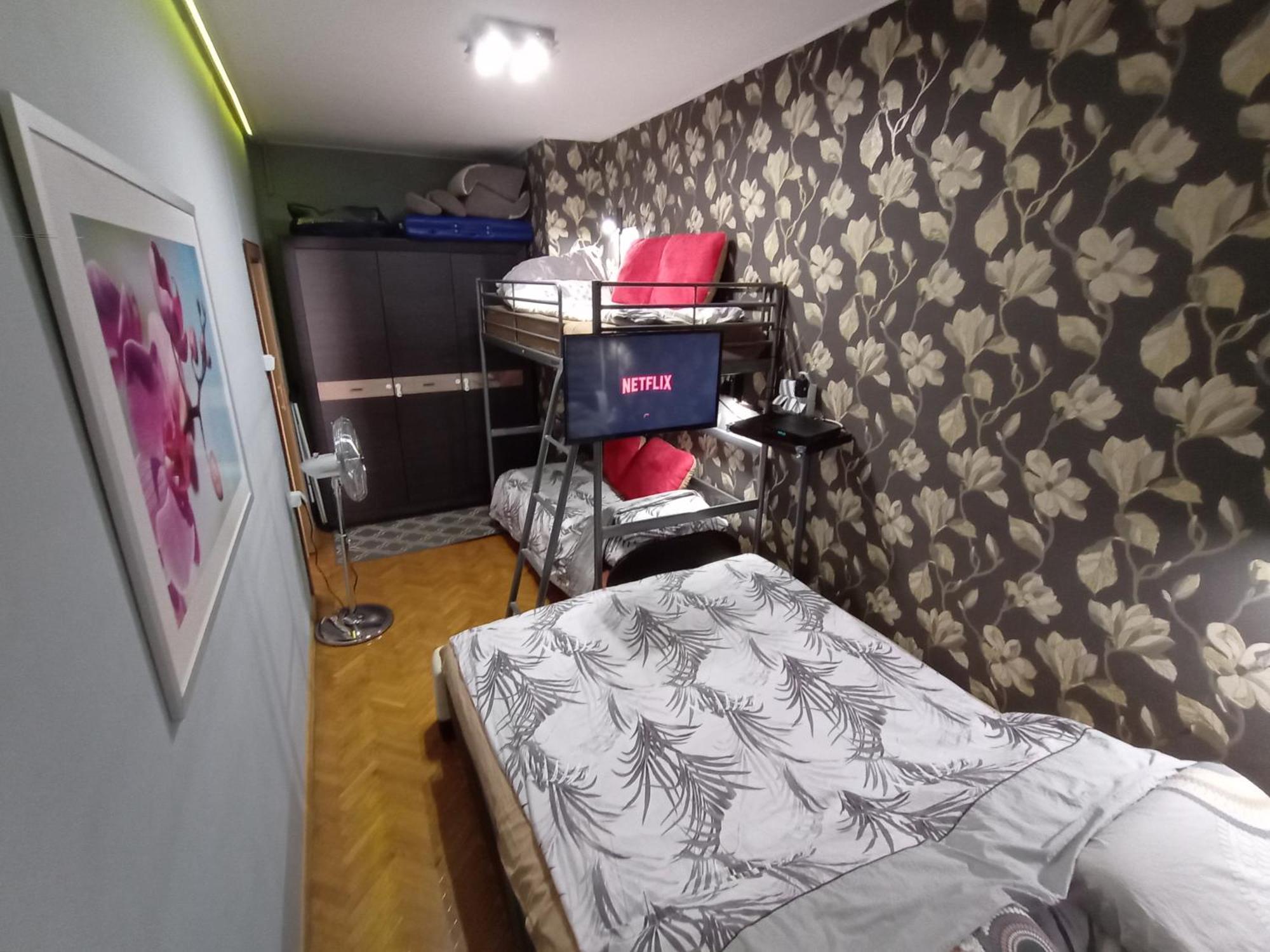 Apartament Venge -Cale Mieszkanie 46M2 Na Wylacznosc - Z Jedna Sypialnia I Jednym Sypialno-Salonem -3 Pietro Bez Windy- Rezerwacja Bez Karty Kredytowej-Klimatyzacja-Netflix-2 Lozeczka Dzieciece- Bezplatny Parking Publiczny Wrocław Kültér fotó